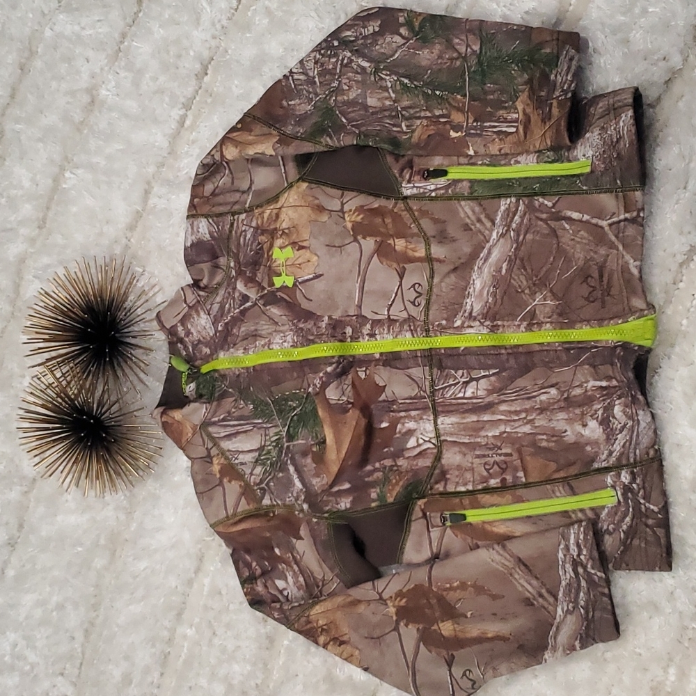 Under Armour boys sm camp jacket